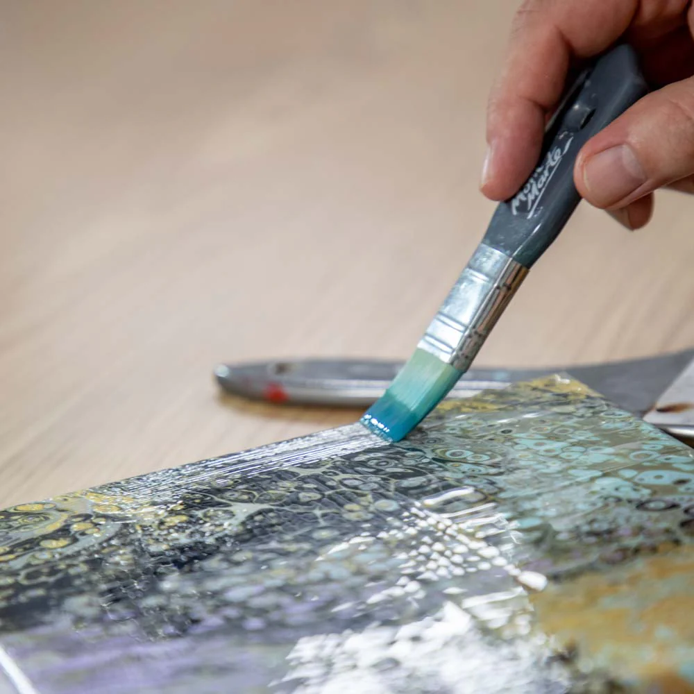 Gloss Acrylic Varnish Signature 250ml - Image 6